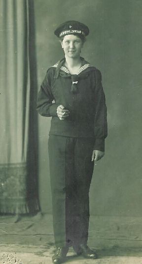 Charlotte Hartmann abt 1916
