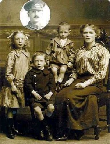 Herberts family c1918